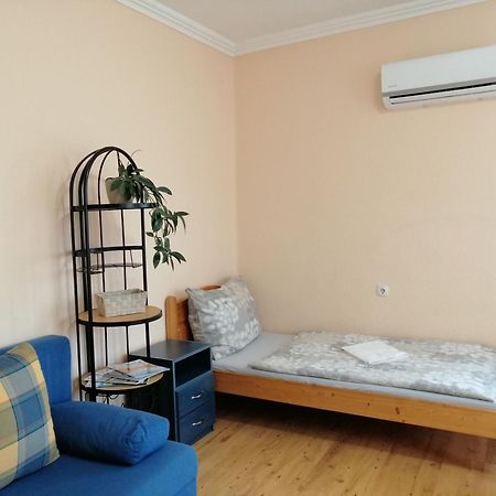 Oerveny Vendeghaz Otel Tiszafüred Oda fotoğraf