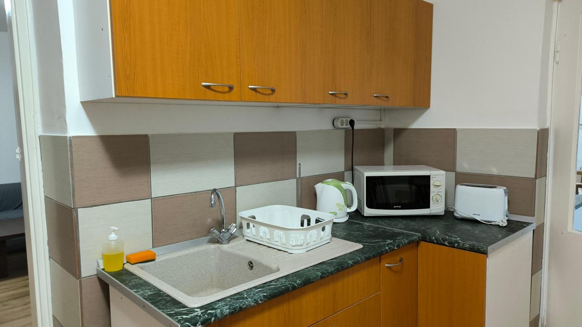 Oerveny Vendeghaz Otel Tiszafüred Oda fotoğraf