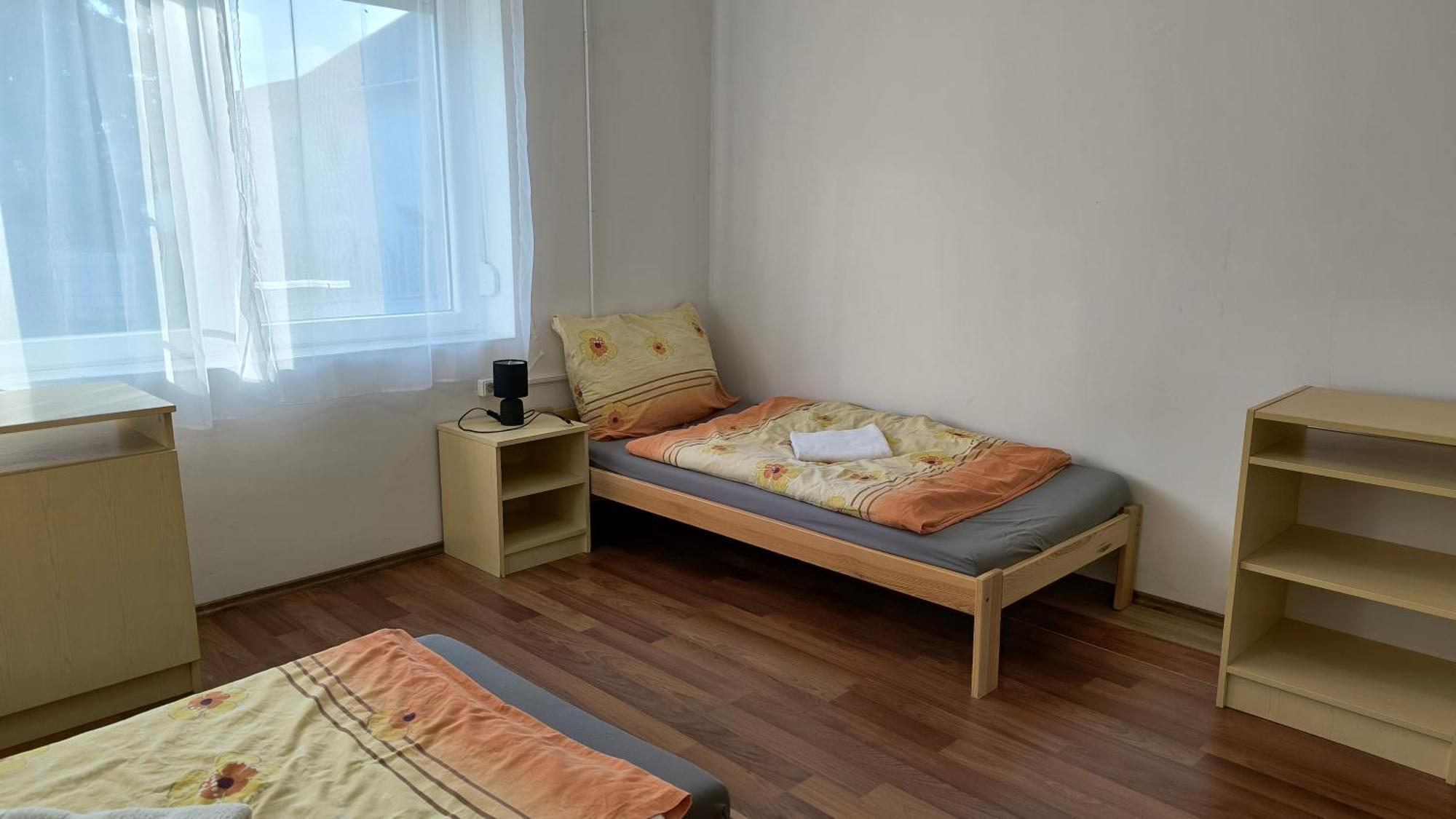 Oerveny Vendeghaz Otel Tiszafüred Oda fotoğraf